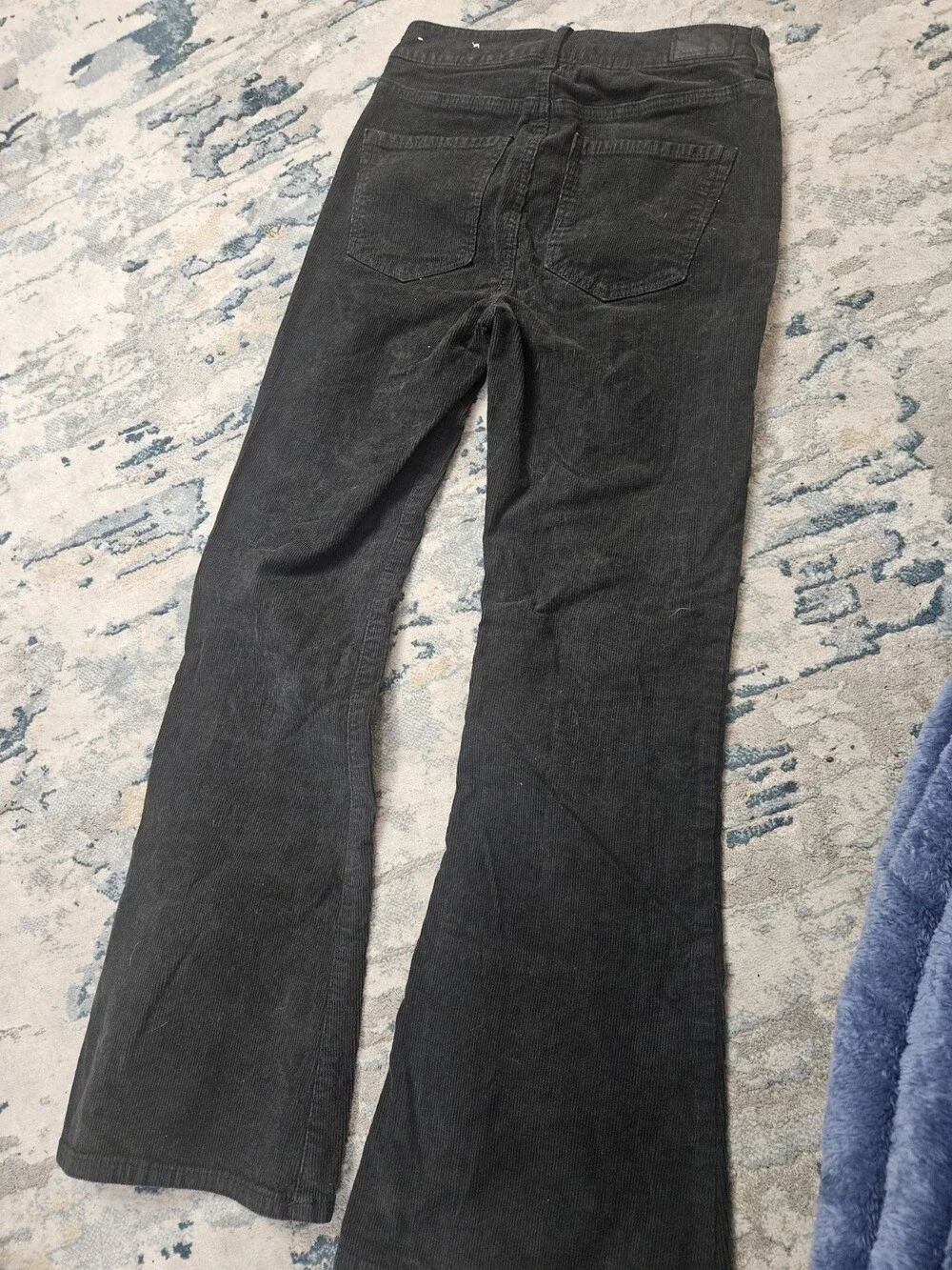 American Eagle Black Corduroy Pants 4 Short